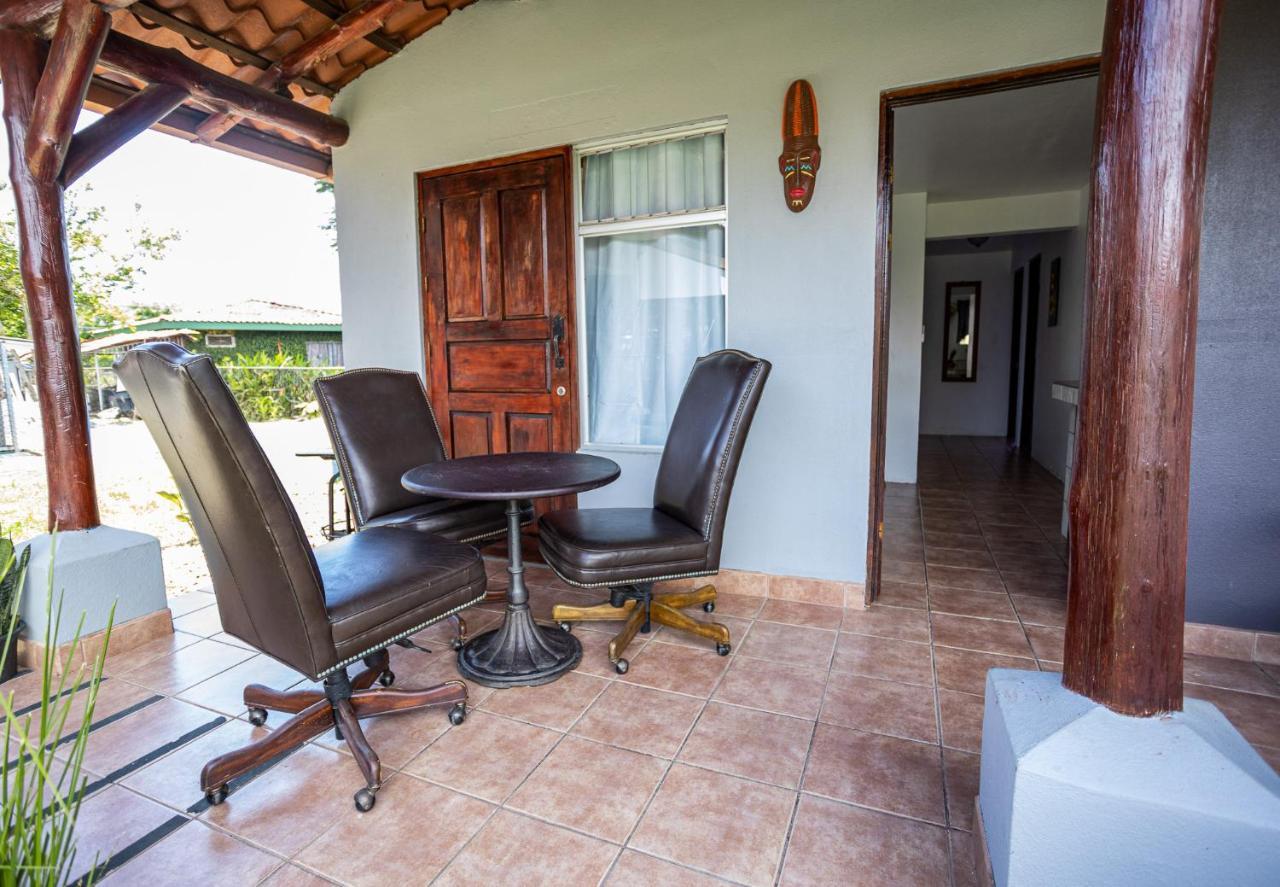 Hotel El Rancho Quepos Bagian luar foto